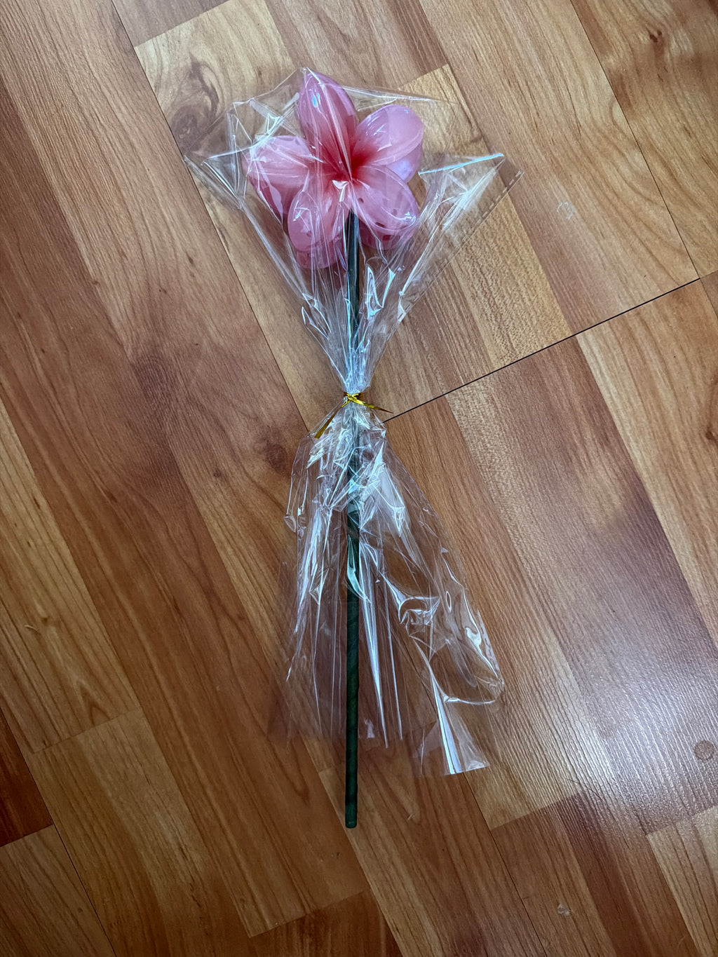 Pua Claw Clip Bouquet