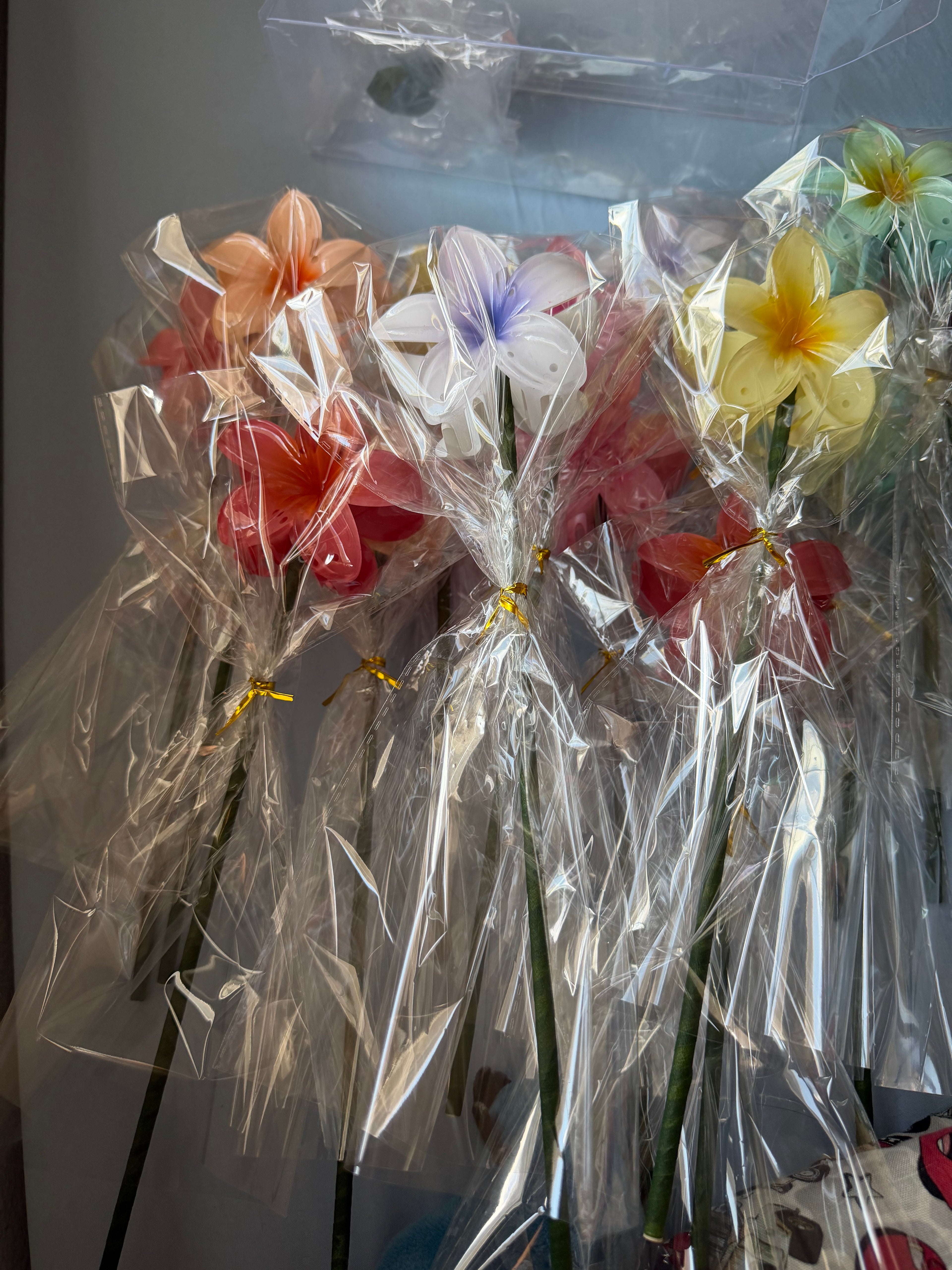 Pua Claw Clip Bouquet